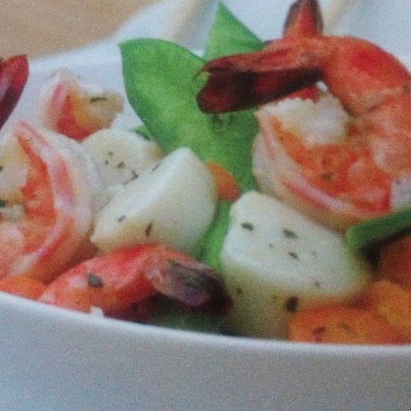 Double Dishing The Dishing Women Entertain - Picture 2 of 4